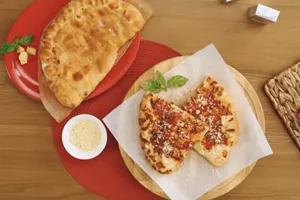 Кальцоне з грибами та сиром - покроковий рецепт Кальцоне з грибами та сиром - покроковий рецепт
