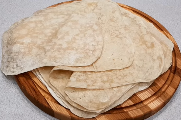 Тонкий армянский лаваш