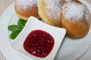 Берлинеры с джемом - пошаговый рецепт Берлинеры с джемом - пошаговый рецепт