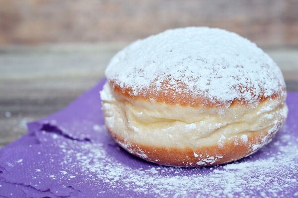 Пончики на молоці та маслі