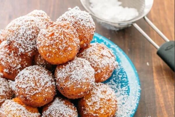 Творожные пончики в панировке