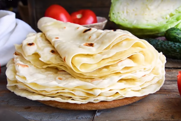 Тонкий лаваш на сковороде