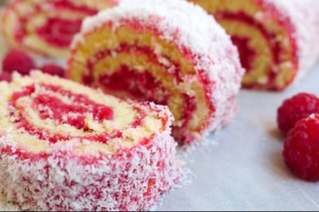 Малиновый рулет