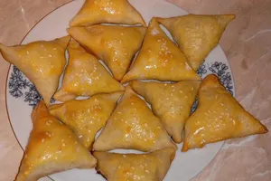 Куриная самса с сыром - пошаговый рецепт Куриная самса с сыром - пошаговый рецепт