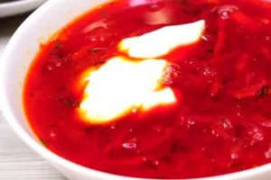 Борщ з помідорами - покроковий рецепт Борщ з помідорами - покроковий рецепт