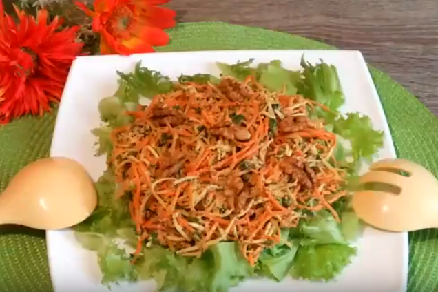 Салат с сельдереем и морковью