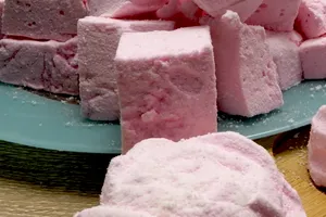 Зефір "Маршмеллоу" - покроковий рецепт Зефір "Маршмеллоу" - покроковий рецепт
