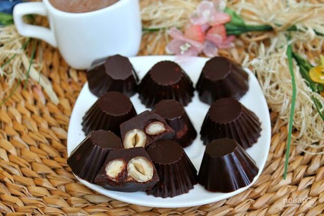 Шоколадні цукерки з горіхами