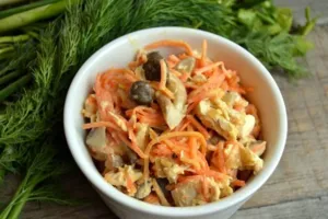 Салат с корейской морковью курицей и грибами - пошаговый рецепт Салат с корейской морковью курицей и грибами - пошаговый рецепт