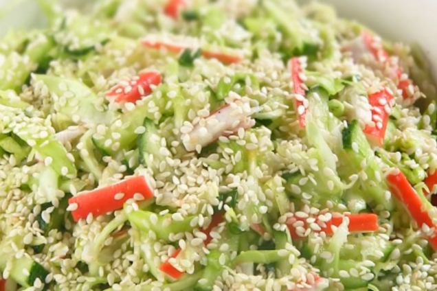 Салат с пекинской капустой и крабовыми палочками без майонеза