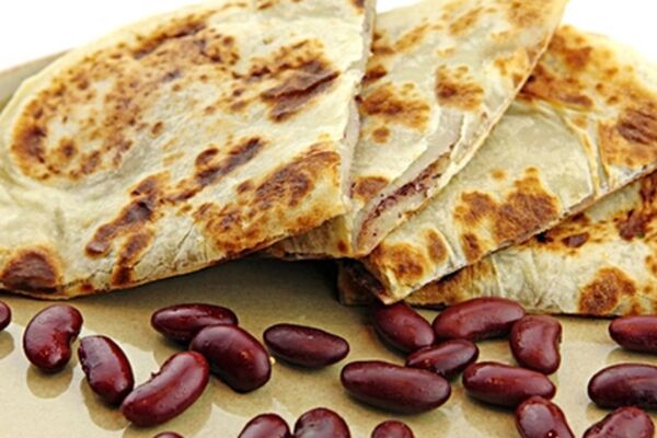 Лобіані з вареною квасолею