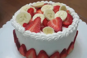 Торт с клубникой и бананом - пошаговый рецепт Торт с клубникой и бананом - пошаговый рецепт