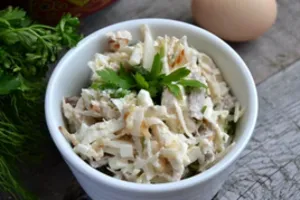Салат с черной редькой - пошаговый рецепт Салат с черной редькой - пошаговый рецепт