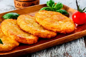 Пісні драники - покроковий рецепт Пісні драники - покроковий рецепт