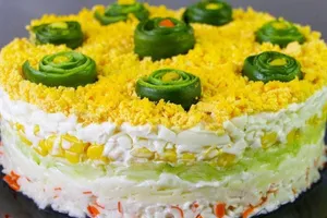 Салат з крабовими паличками шарами - покроковий рецепт Салат з крабовими паличками шарами - покроковий рецепт