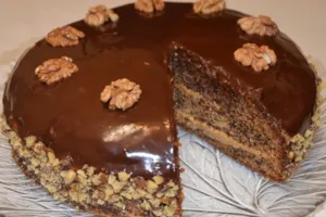 Торт с грецкими орехами - пошаговый рецепт Торт с грецкими орехами - пошаговый рецепт