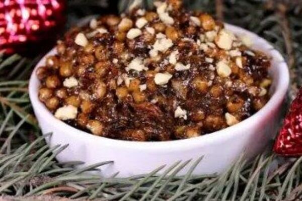 Класична кутя з сухофруктами в мультиварці