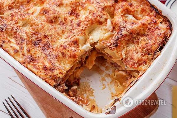 Лазанья з соусом Бешамель та Болоньєзе