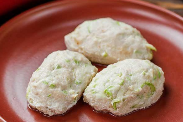 Парові курячі котлети з кабачком