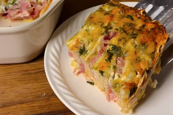 Запіканка з лаваша з шинкою та сиром