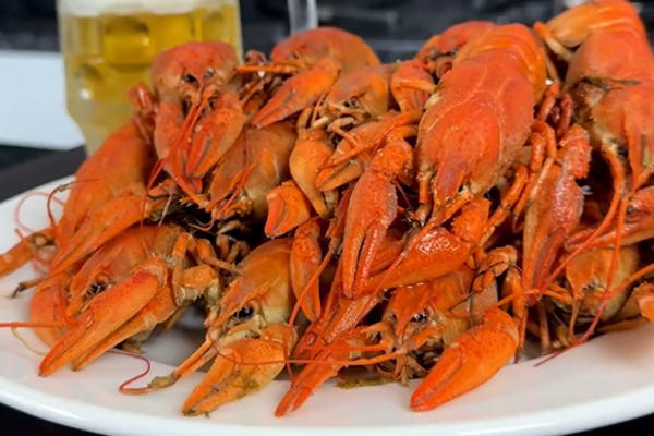 Отварные раки