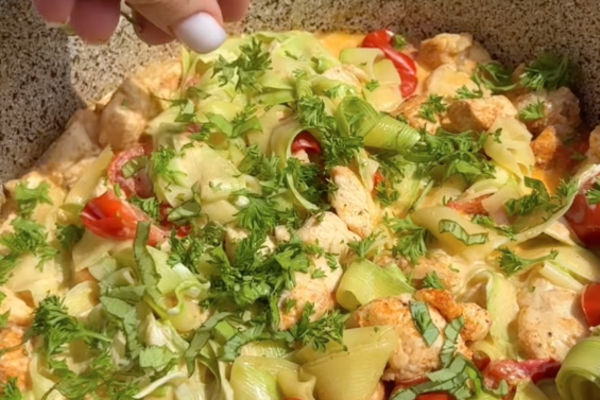 Паста из кабачков, с черри и филе