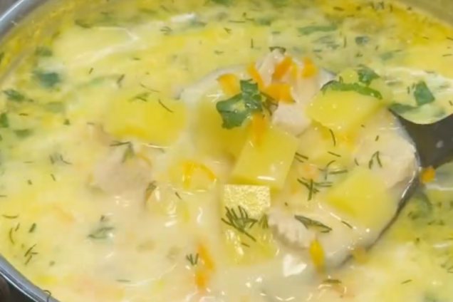 Сырный суп с курицей