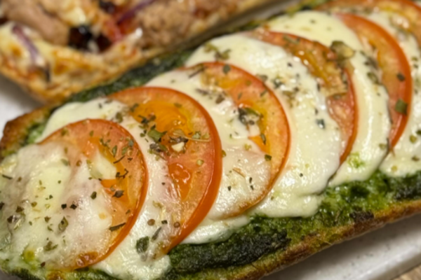 Піца на чіабаті