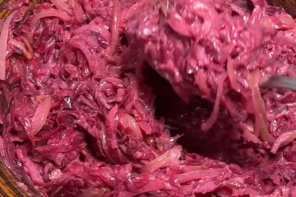 Салат з чотирьох інгредієнтів