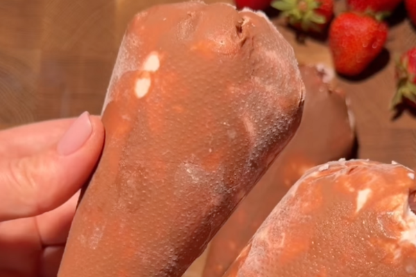 Домашний пломбир с клубникой