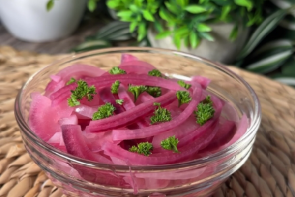 Маринована цибуля