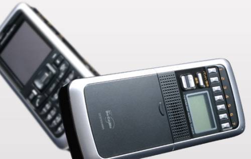 Sony Ericsson RADIDEN: телефон с AM/FM/TV тюнером для NTT DoCoMo