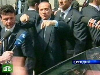 Берлусконі можуть посадити за хабар