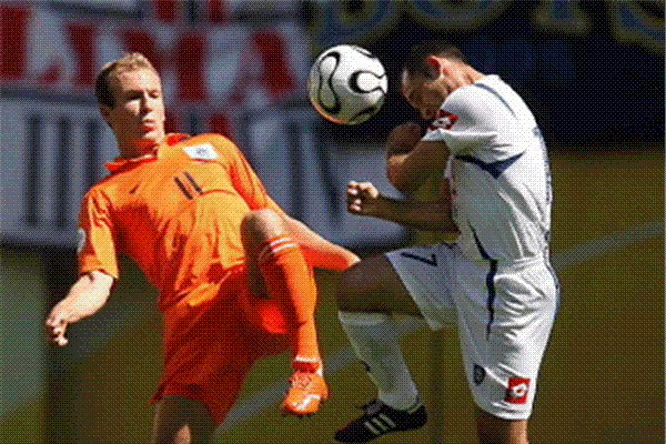 Сербия и Черногория 0 - 1 Нидерланды >> фотообзор
