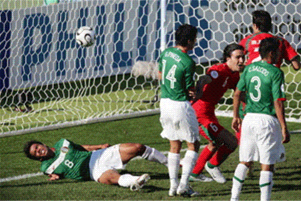 Мексика 3 - 1 Иран >> фотообзор