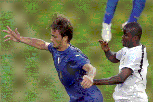Италия 2-0 Гана >> "Скуадра адзурра" доказывает свой статус фаворитов
