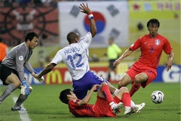 Франция 1-1 Южная Корея >> Фоторепортаж