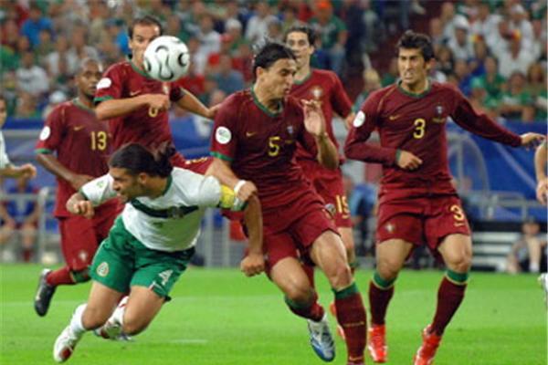 Португалия 2 - 1 Мексика >> Фоторепортаж