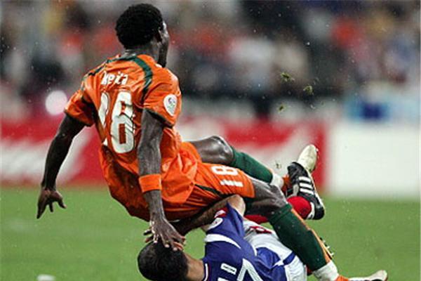 Кот д'Ивуар 3-2 Сербия и Черногория >> Фоторепортаж