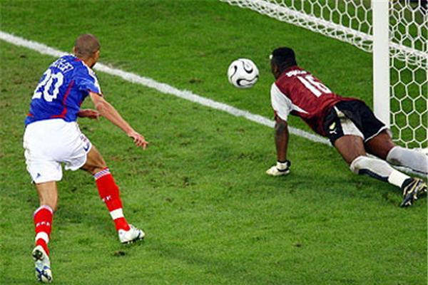 Франция 2-0 Того >> Фоторепортаж