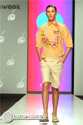 UFW: модний показ на букву X'U