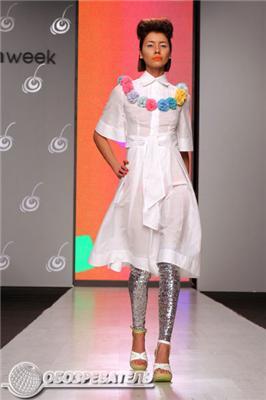 UFW: модний показ на букву X'U