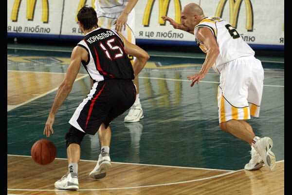 БК "Киев" поиздевался над "Кривбассбаскетом"