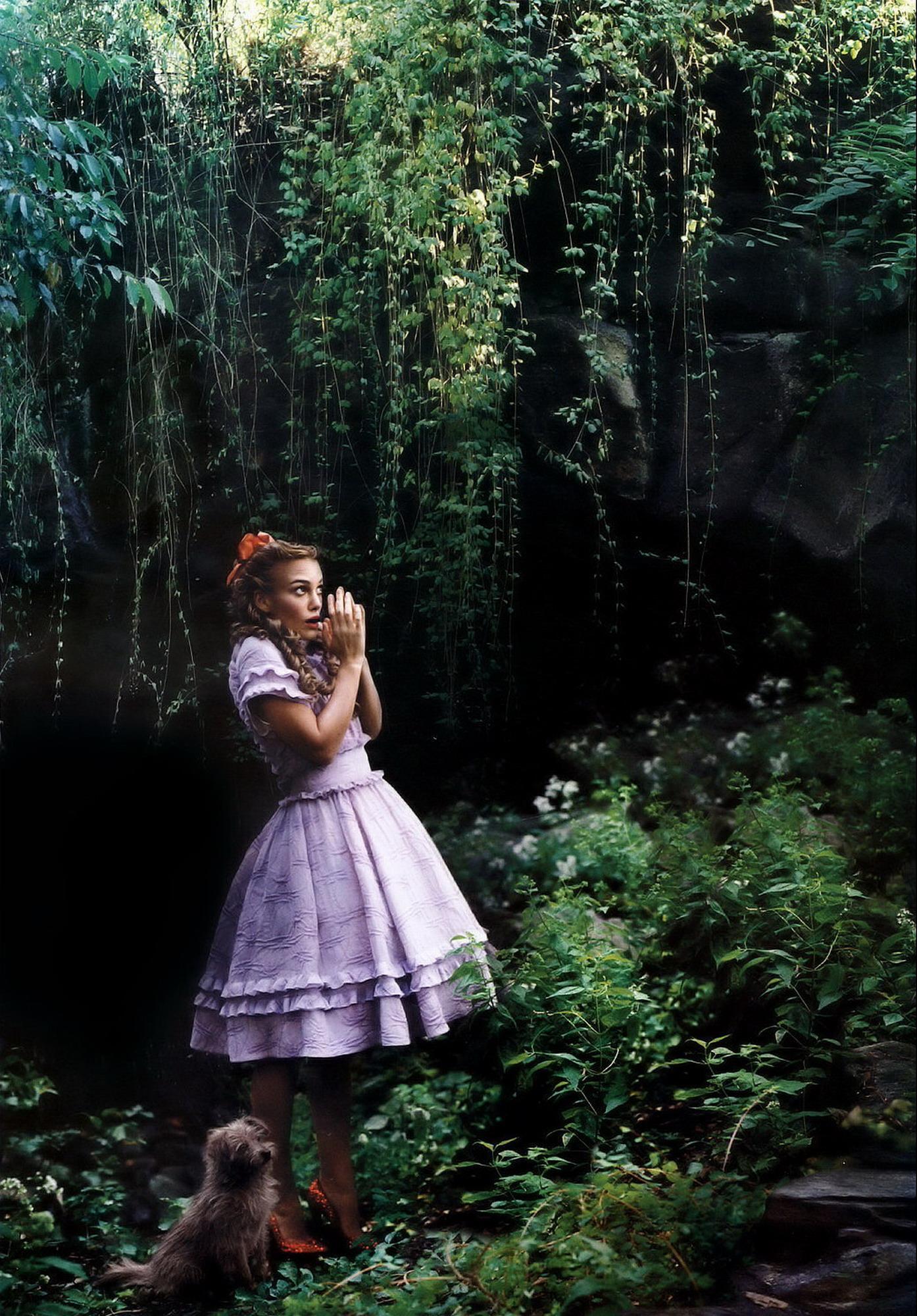 Кейру Найтли унесло ураганом