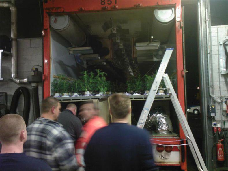 Наркоманский грузовичок