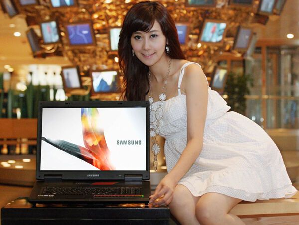 Samsung Electronics выпустила 19-дюймовый desknote Sens G25 
