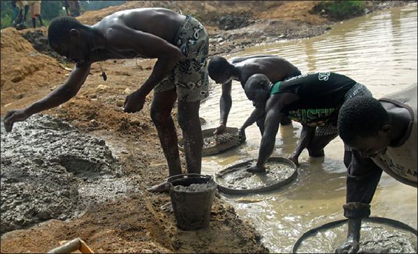 Как добывают алмазы в Сьера-Леоне. ФОТО с прииска