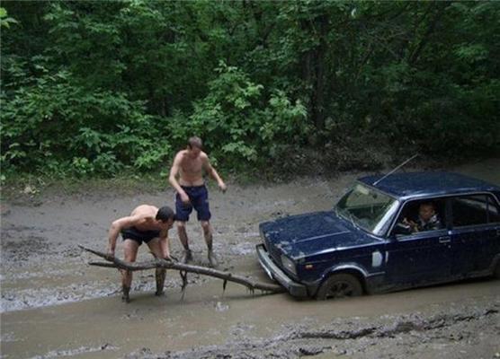 Чи є життя за Мкадом? Схоже, вона там закінчується. ФОТО