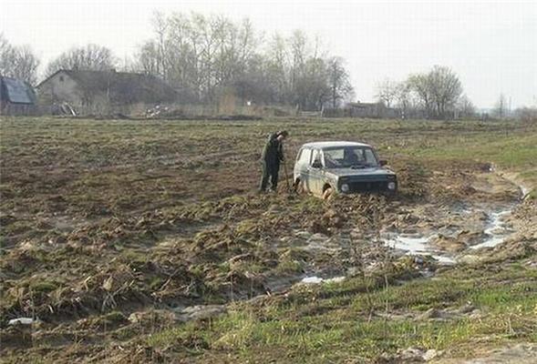 Есть ли жизнь за МКАДом? Похоже, она там заканчивается. ФОТО