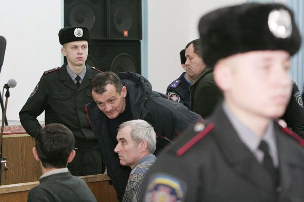 Ющенко помиловал  "скныливских" преступников